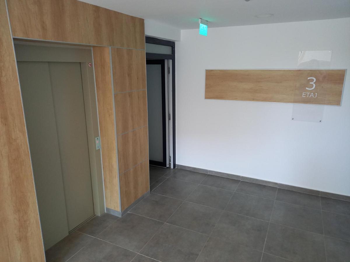 Lavanda Apartment Oradea Exterior photo